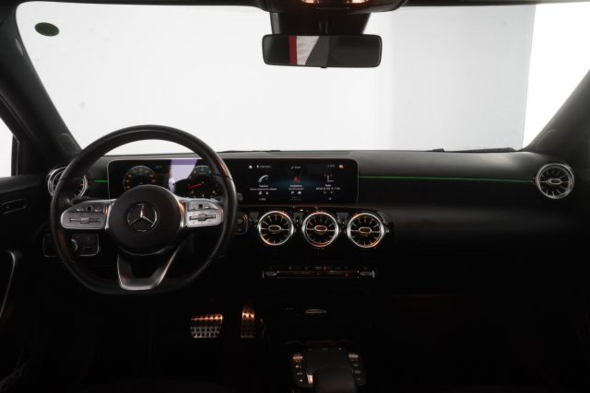 Mercedes-Benz Classe A 35 AMG 4Matic (12)