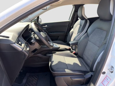 Renault Captur Plug-in Hybrid E-Tech 160 CV Intens (10)