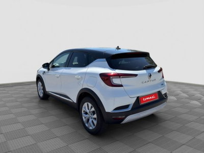 Renault Captur Plug-in Hybrid E-Tech 160 CV Intens (3)