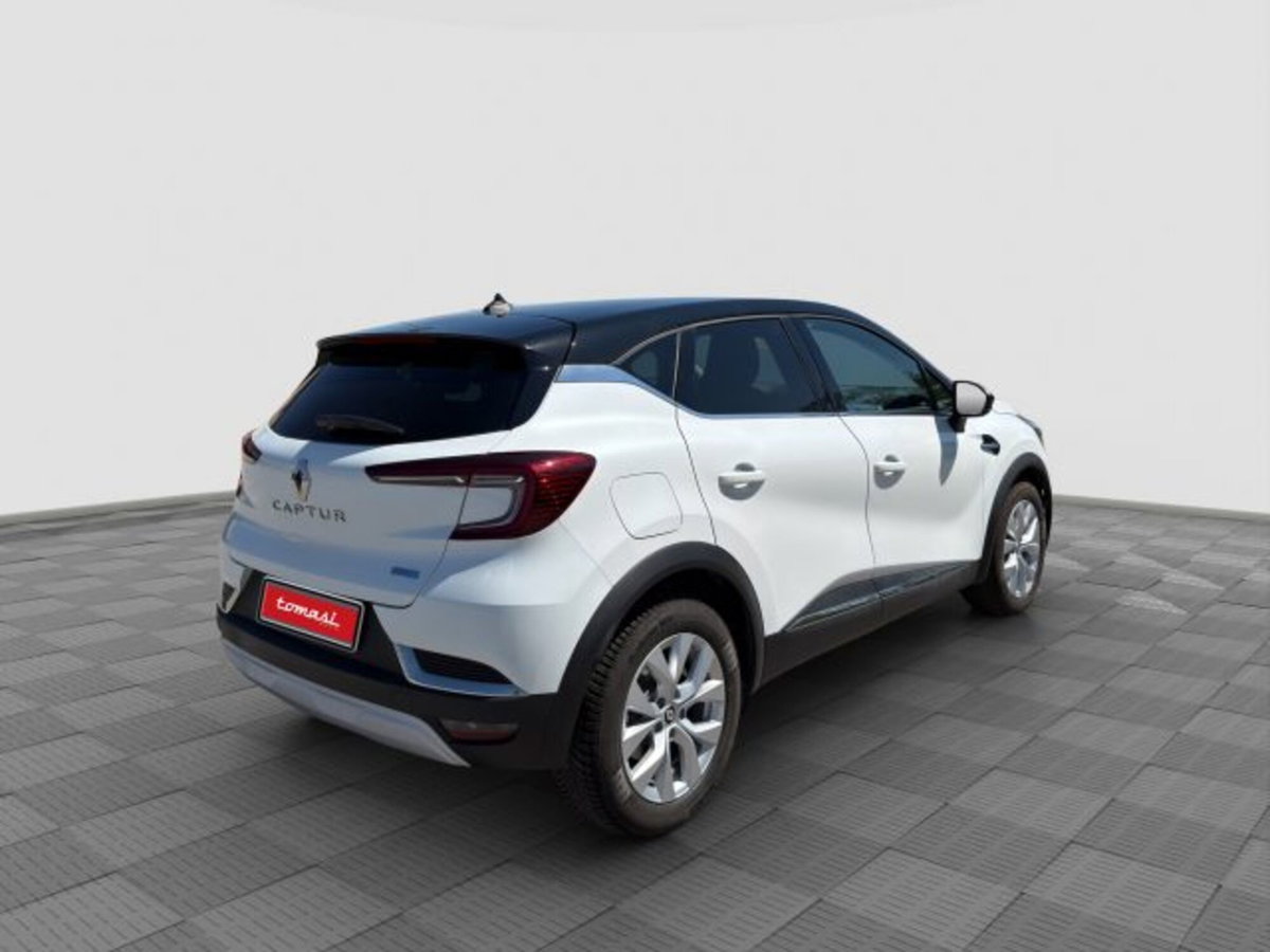 Renault Captur Plug-in Hybrid E-Tech 160 CV Intens (5)
