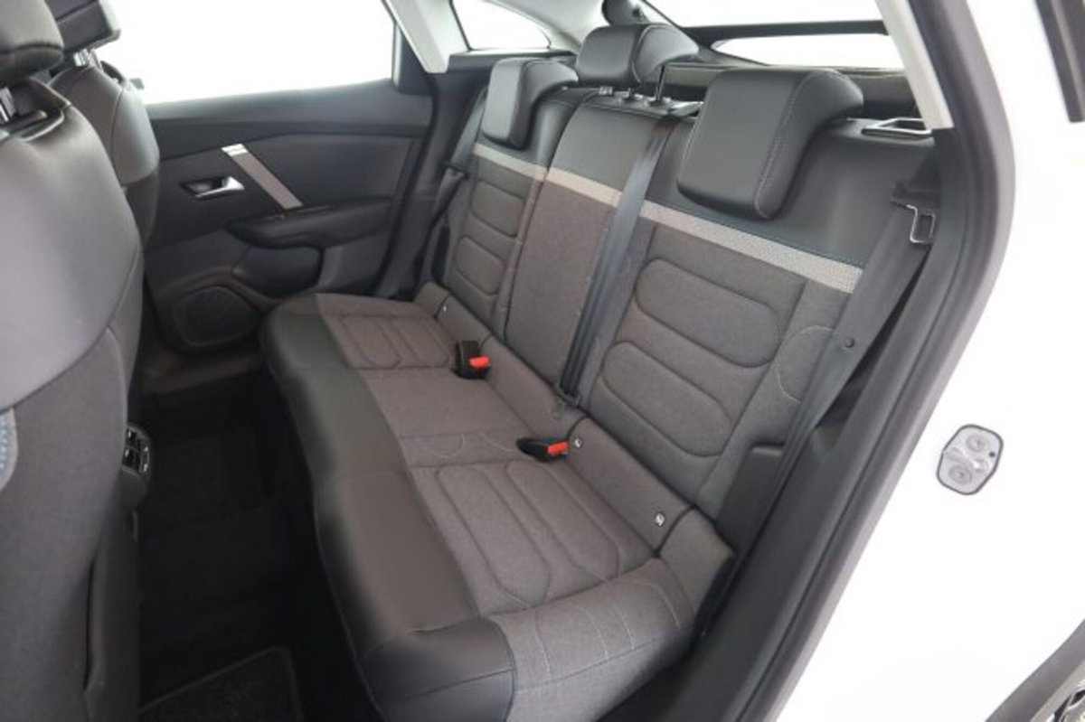Citroen C4 BlueHDi 130 S&S EAT8 Feel Pack (3)