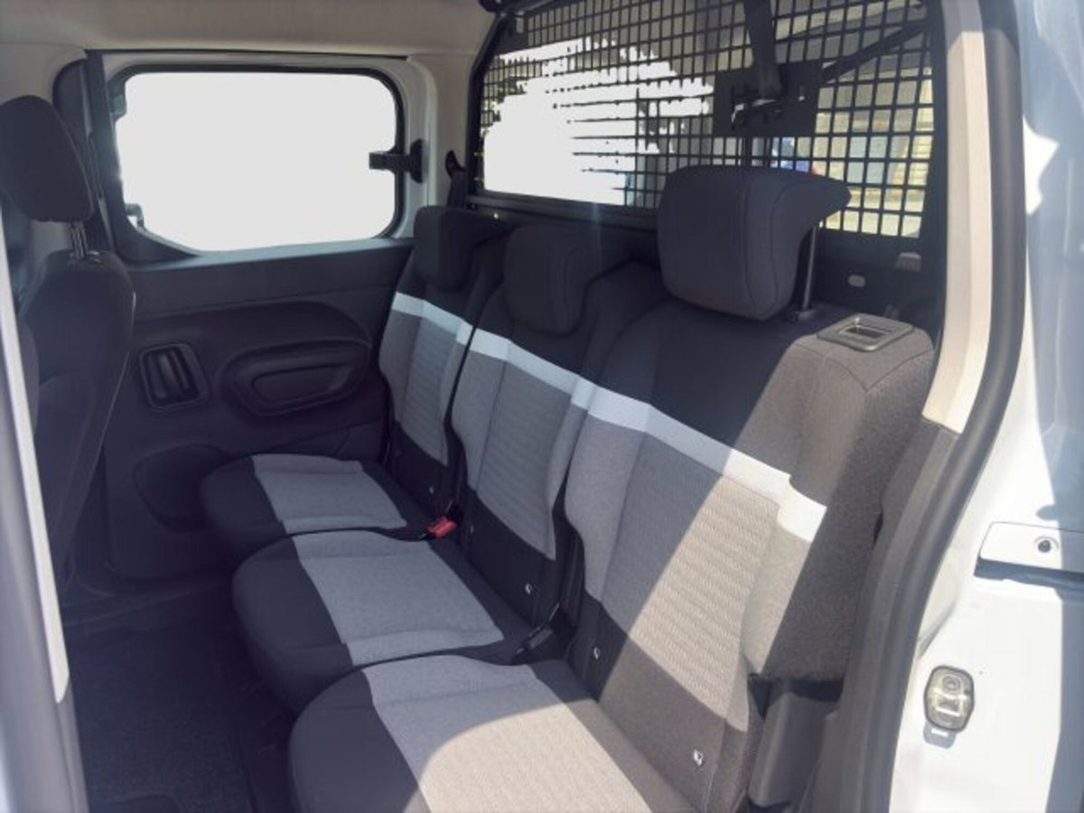 Citroen Berlingo BlueHDi 130 Stop&Start EAT8 Combi Feel (10)