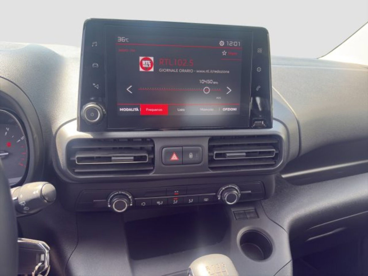 Citroen Berlingo BlueHDi 130 Stop&Start EAT8 Combi Feel (15)