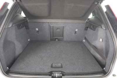 Volvo XC40 D4 AWD Geartronic Business (6)