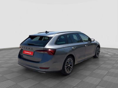 Skoda Octavia Station Wagon 2.0 TDI EVO SCR 150 CV DSG 4x4 Wagon Sportline (5)