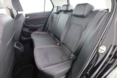 Volkswagen Golf 2.0 TDI 150 CV DSG SCR Style (3)