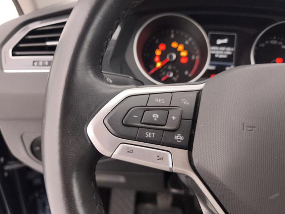 Volkswagen Tiguan 2.0 TDI SCR Life (14)