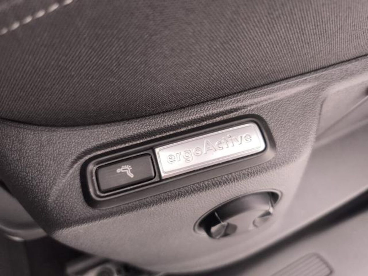 Volkswagen Tiguan 2.0 TDI SCR Life (19)