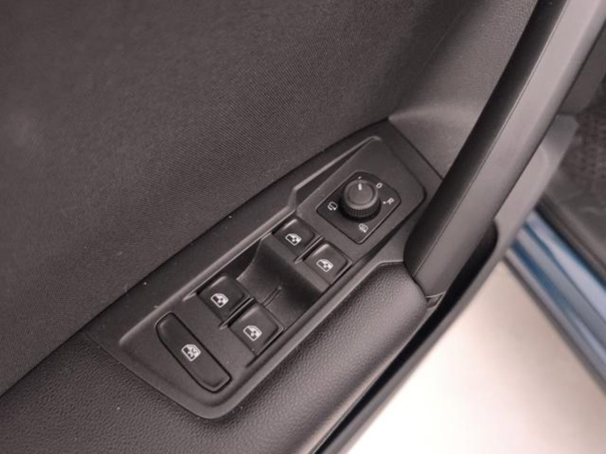 Volkswagen Tiguan 2.0 TDI SCR Life (20)