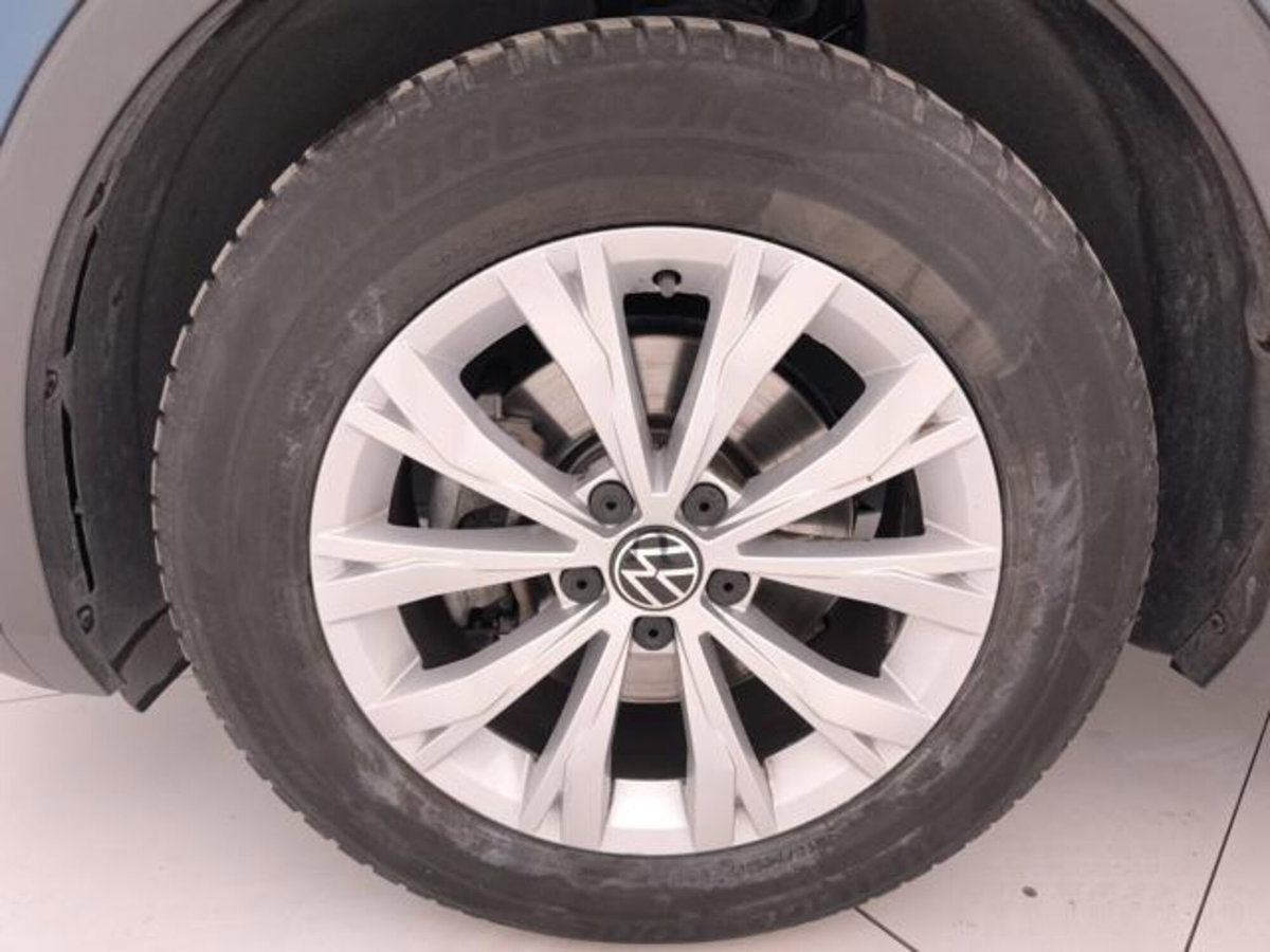 Volkswagen Tiguan 2.0 TDI SCR Life (9)