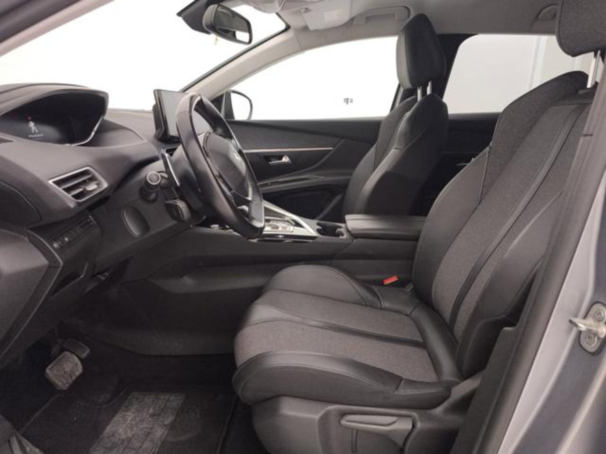 Peugeot 3008 BlueHDi 130 S&S EAT8 Allure Pack (11)