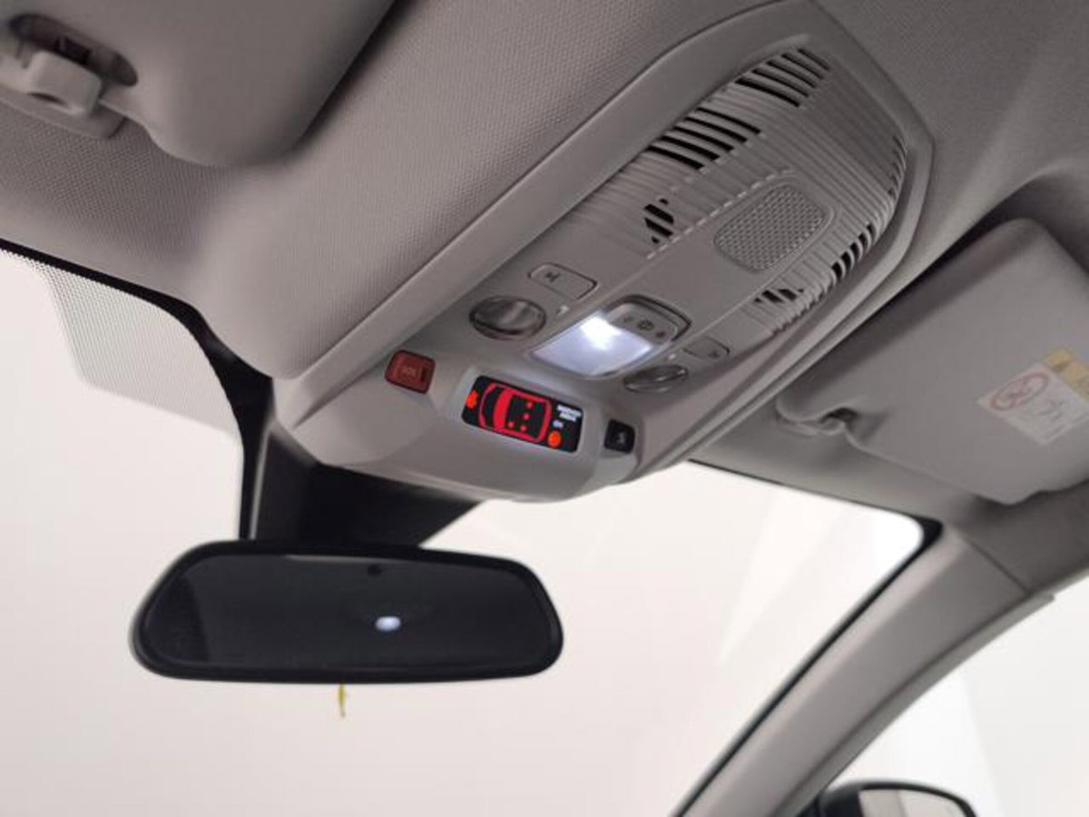 Peugeot 3008 BlueHDi 130 S&S EAT8 Allure Pack (17)