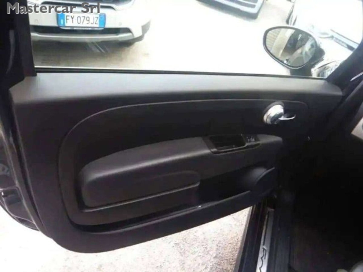 Fiat 500 1.0 Hybrid Connect (9)