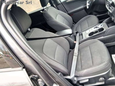 Ford Kuga 1.5 EcoBlue 120 CV 2WD Titanium (10)