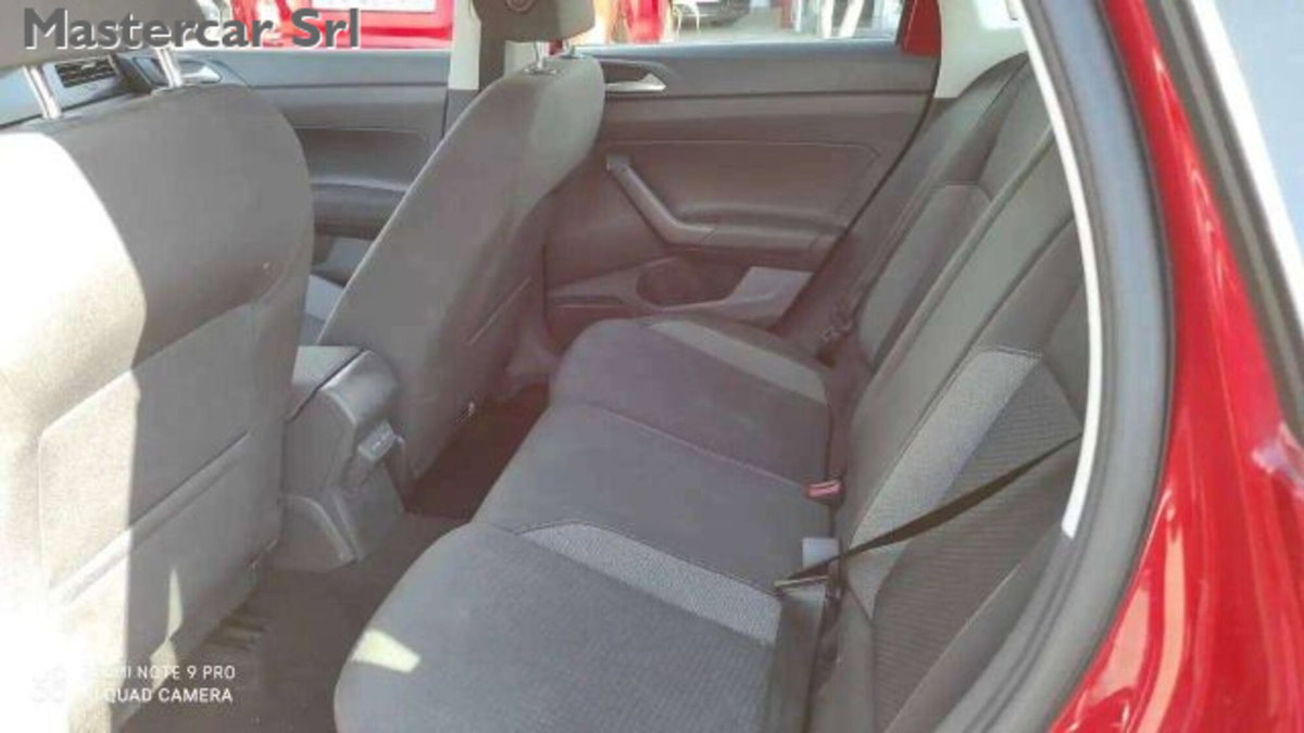 Volkswagen Taigo 1.0 tsi Life 95cv (11)