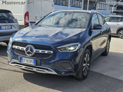Mercedes-Benz GLA SUV 250 e phev Business Extra auto (2)