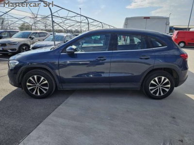 Mercedes-Benz GLA SUV 250 e phev Business Extra auto (3)
