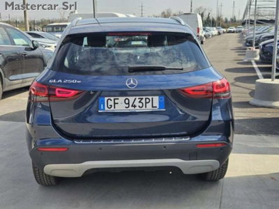 Mercedes-Benz GLA SUV 250 e phev Business Extra auto (5)