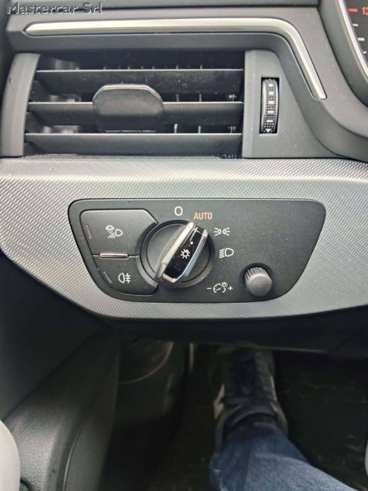 Audi A5 Cabrio 40 TDI S tronic Sport (9)