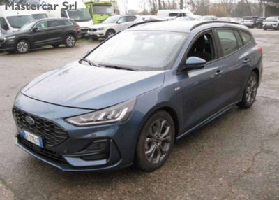 Ford Focus Station Wagon 1.0 EcoBoost Hybrid 125 CV SW ST-Line Design (2)