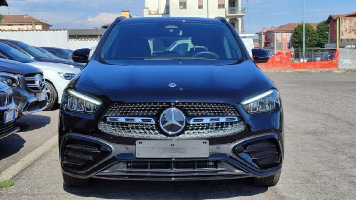 Mercedes-Benz GLA SUV 200 d AMG Line Premium Plus 4matic auto (2)
