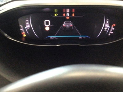 Peugeot 3008 BlueHDi 130 S&S EAT8 Allure Pack (9)