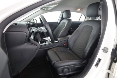 Mercedes-Benz Classe A 180 d Advanced auto (2)