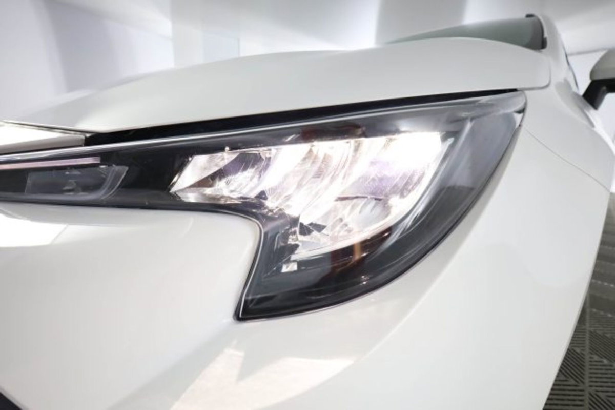 Toyota Corolla Touring Sports Active 1.8 Hybrid  Tech (14)