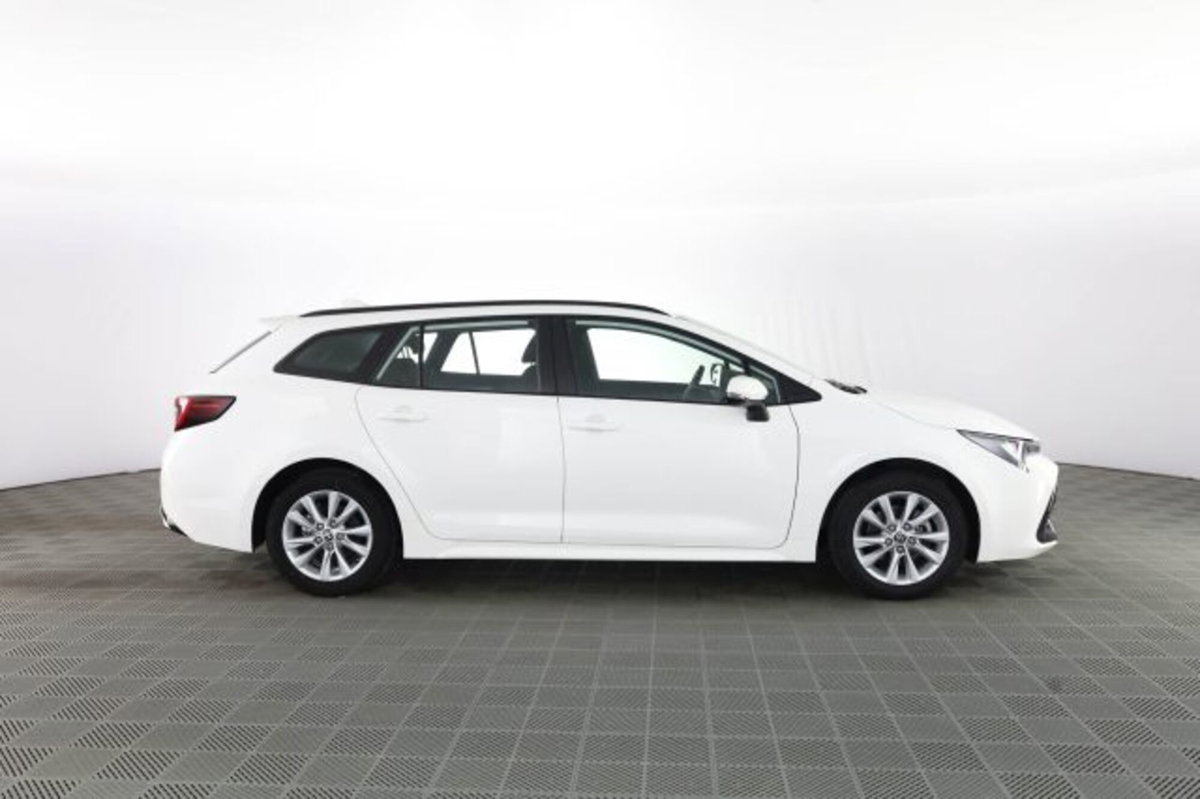 Toyota Corolla Touring Sports Active 1.8 Hybrid  Tech (3)