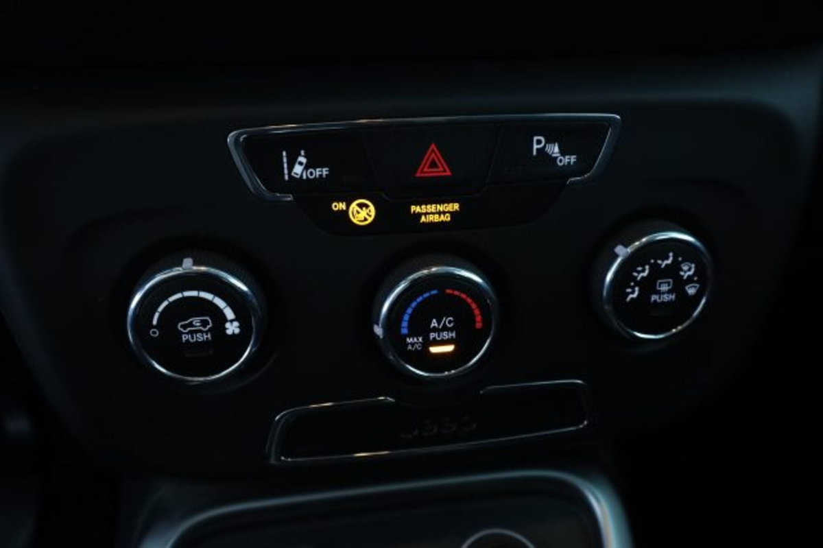 Jeep Compass 1.6 Multijet II 2WD Longitude (10)