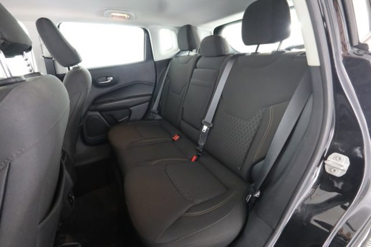 Jeep Compass 1.6 Multijet II 2WD Longitude (3)