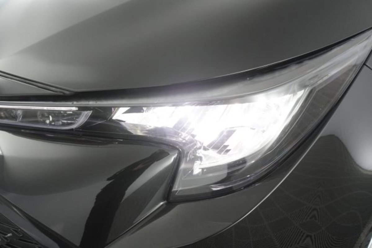 Toyota Corolla Touring Sports Active 1.8 Hybrid  Tech (14)