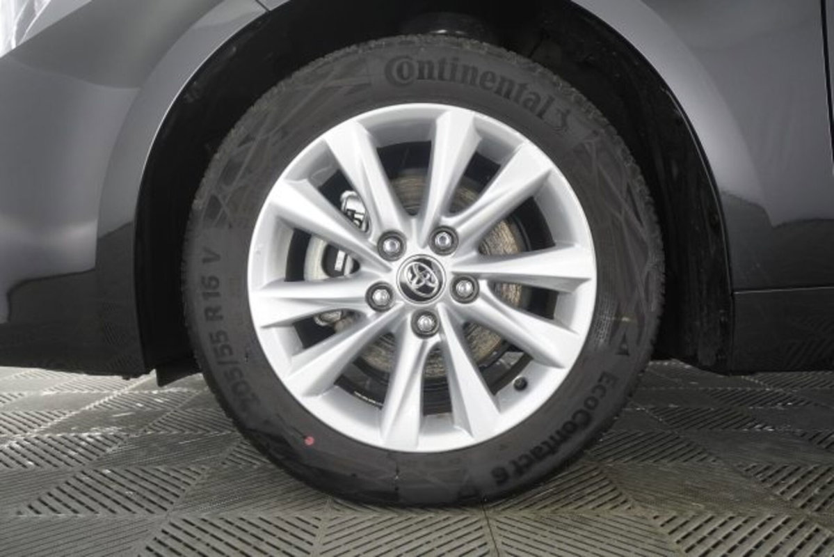 Toyota Corolla Touring Sports Active 1.8 Hybrid  Tech (15)