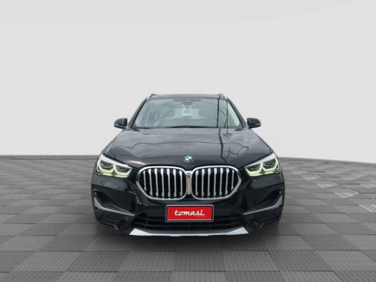 BMW X1 sDrive18d xLine Plus (8)