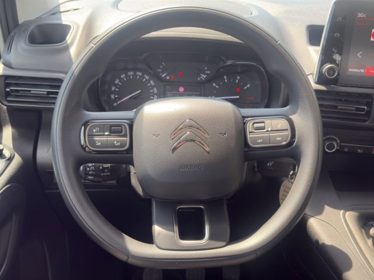 Citroen Berlingo BlueHDi 130 Stop&Start EAT8 Combi Feel (12)