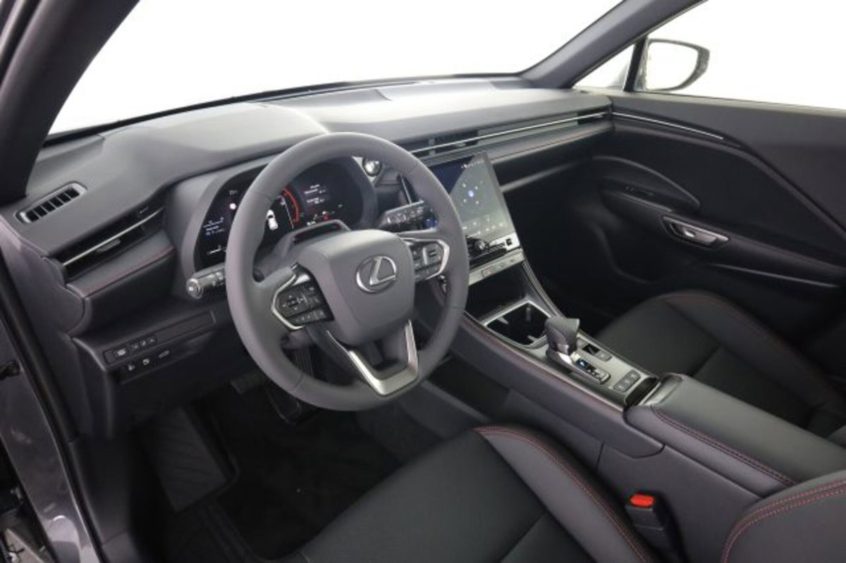 Lexus LBX 1.5 hybrid Elegant 2wd