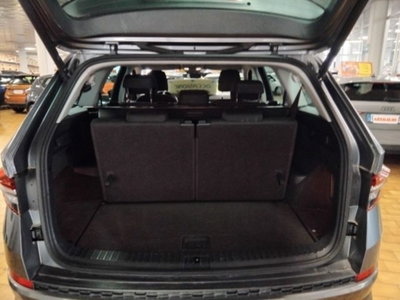 Skoda Kodiaq 2.0 TDI EVO SCR 4x4 DSG 7 posti Executive (4)