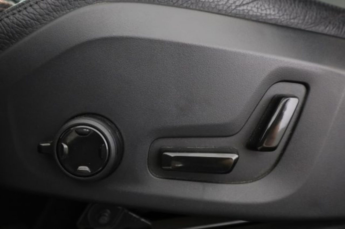 Volvo XC90 B5 (d) AWD automatico 7 posti Plus Bright (16)