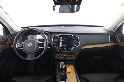 Volvo XC90 B5 (d) AWD automatico 7 posti Plus Bright (5)