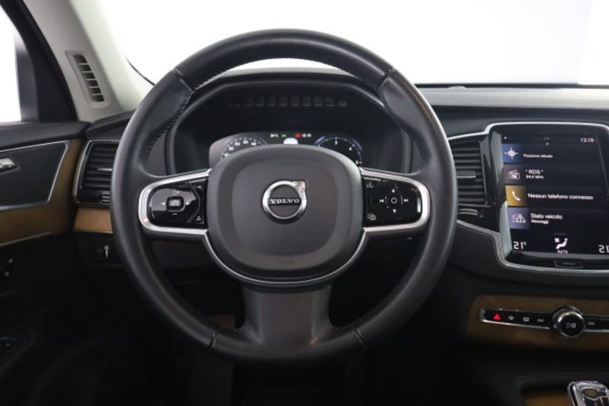 Volvo XC90 B5 (d) AWD automatico 7 posti Plus Bright (6)