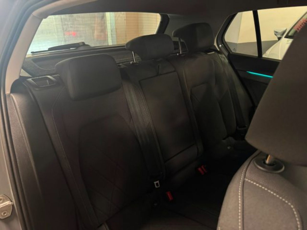 Volkswagen Golf Variant 1.5 eTSI EVO ACT DSG Style (10)