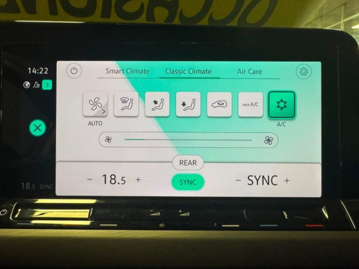 Volkswagen Golf Variant 1.5 eTSI EVO ACT DSG Style (19)