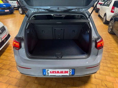 Volkswagen Golf Variant 1.5 eTSI EVO ACT DSG Style (8)