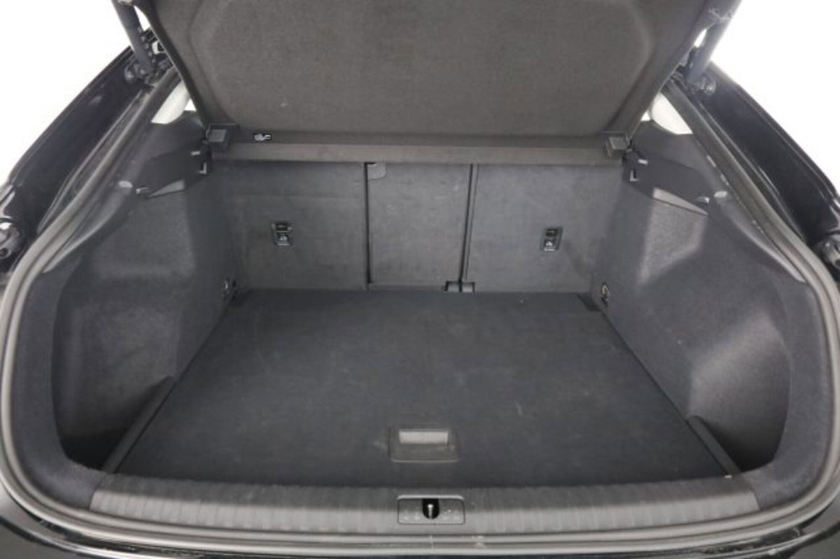 Audi Q3 Sportback 35 TDI quattro S tronic Business Plus (6)