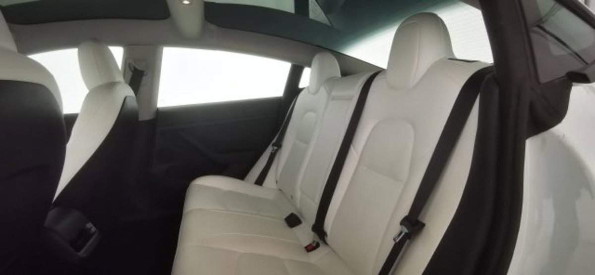 Tesla Model 3 Model 3 RWD (12)