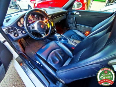 Porsche 911 Coupé Carrera 4S (10)