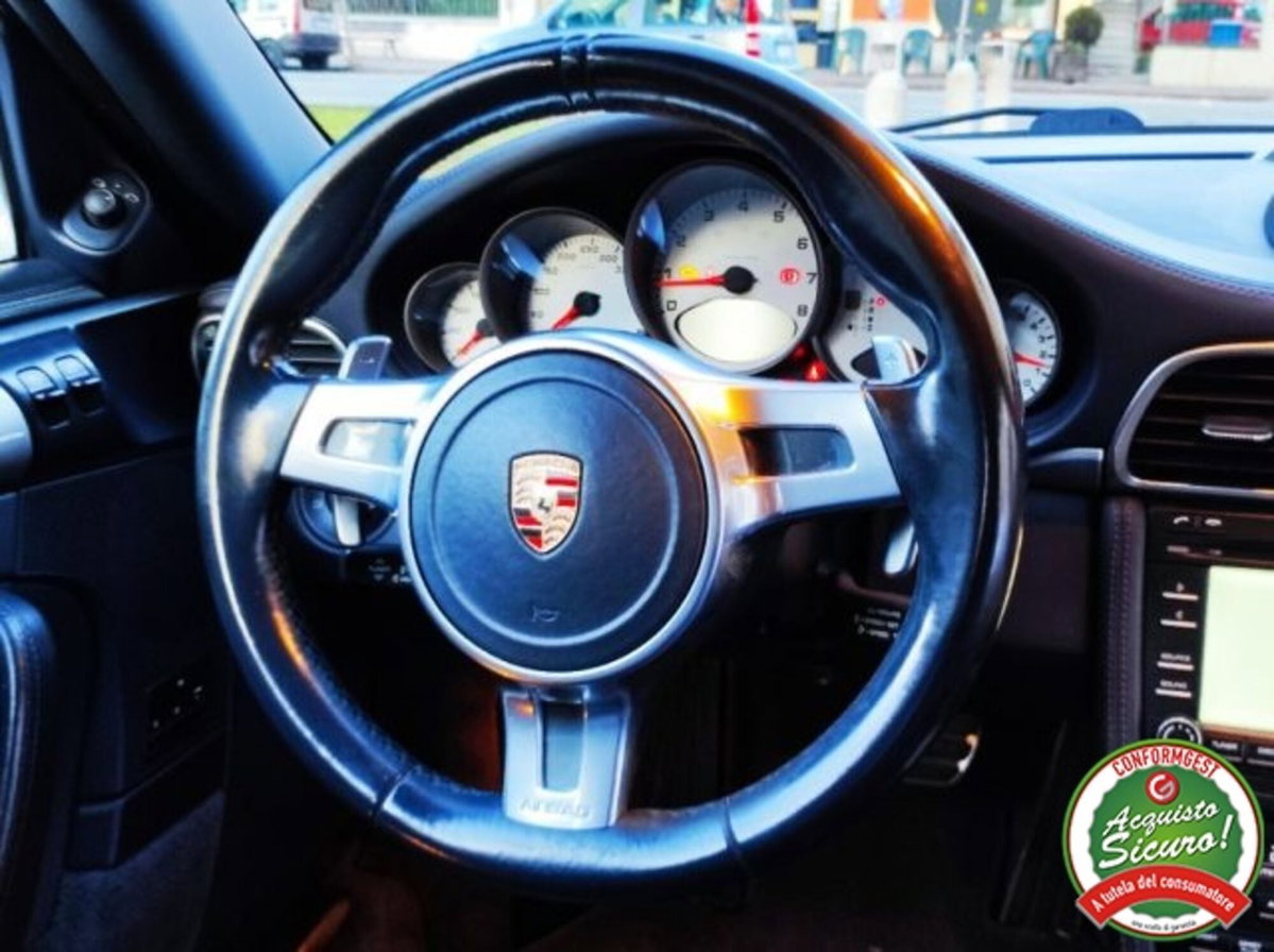Porsche 911 Coupé Carrera 4S (14)