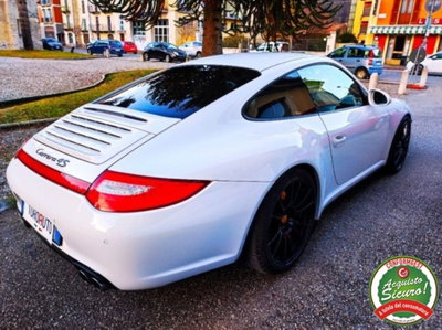 Porsche 911 Coupé Carrera 4S (4)