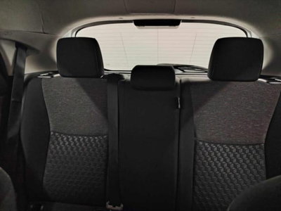 Toyota Yaris 1.0 5 porte Trend (8)