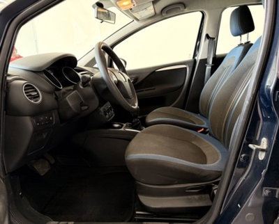 Fiat Punto 1.4 S&S 8V Dualogic 5 porte Racing (14)